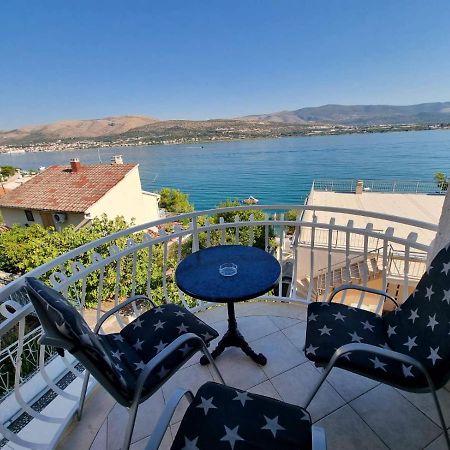 Apartment Matej Trogir Exteriör bild