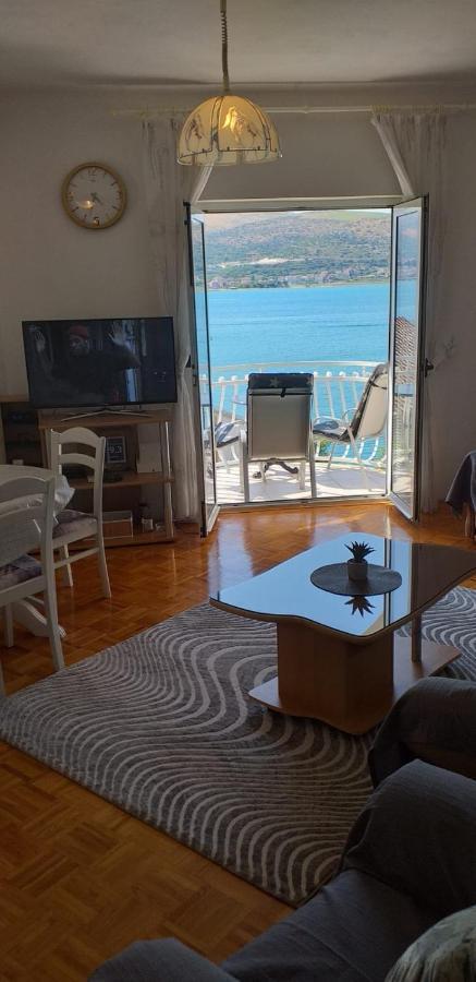 Apartment Matej Trogir Exteriör bild