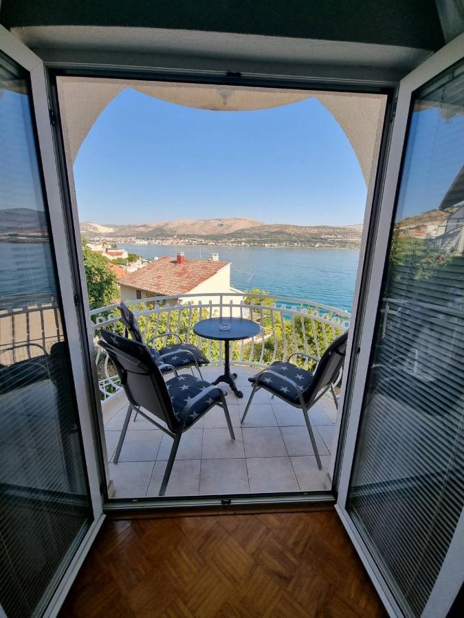 Apartment Matej Trogir Exteriör bild