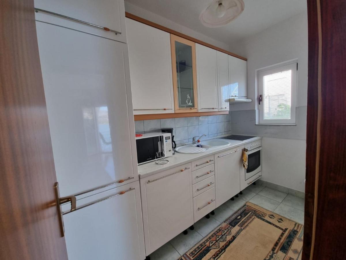 Apartment Matej Trogir Exteriör bild