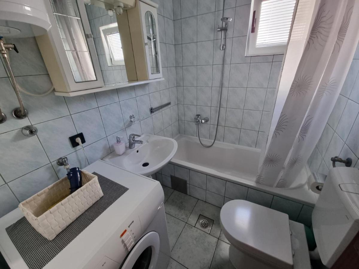 Apartment Matej Trogir Exteriör bild