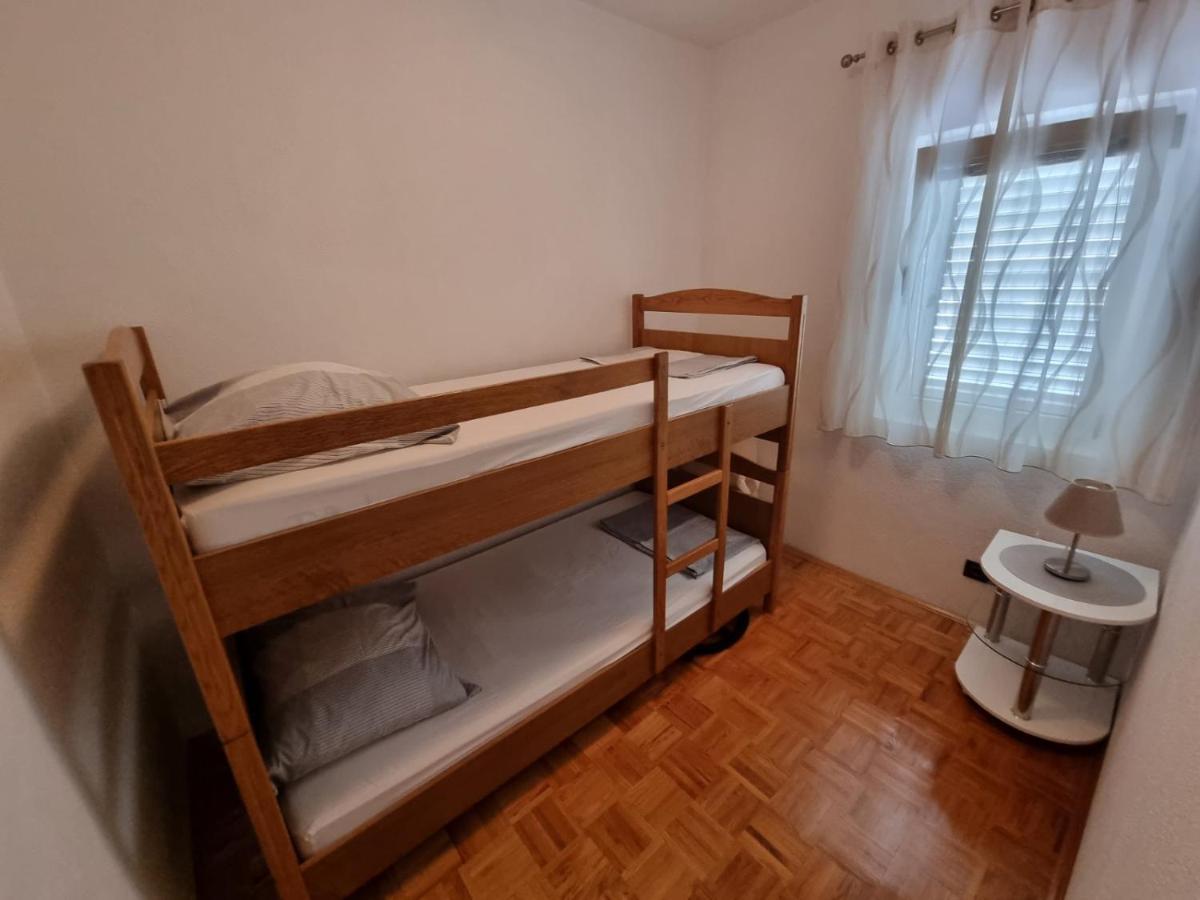 Apartment Matej Trogir Exteriör bild